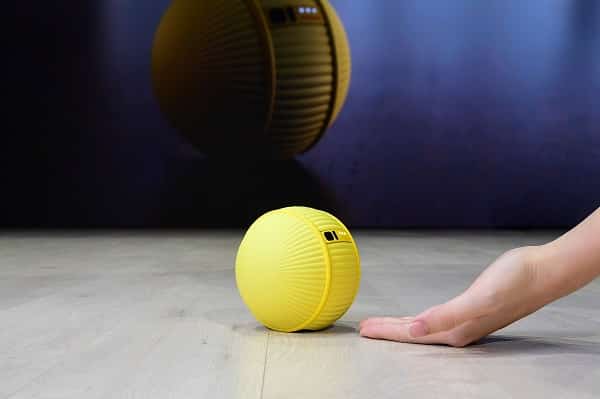 Meet Samsung’s Ballie, A Robot That Act As A Personal Photographer and Maid Ballie