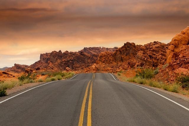 Revolutionising The Road Ahead: 6 Road Smart Technologies Of The Future Driving