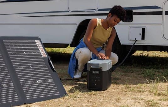 Portable Power Stations vs. Power Banks: What’s The Difference? Power Banks