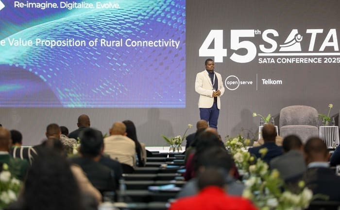 How Sthembiso Dlamini’s Quadrupleplay Is Closing Africa’s Digital Divide Sthembiso Dlamini, the visionary CEO and founder of Quadrupleplay