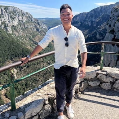 Cross-Industry Lessons: What Enterprise AI Can Teach Healthcare Charles Wong, an Enterprise Product Manager at Headway