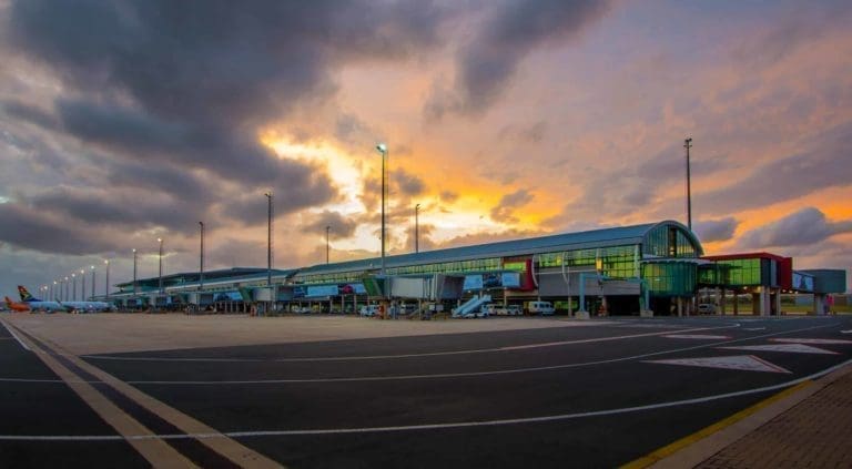SA Launches Airport App To Help Navigate To Your Favourite Restaurants, Plus Pre-book Parking King Shaka International Airport.